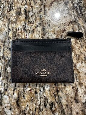 Coach Brown and Black Signature Zip Card Holder with Gold Logo